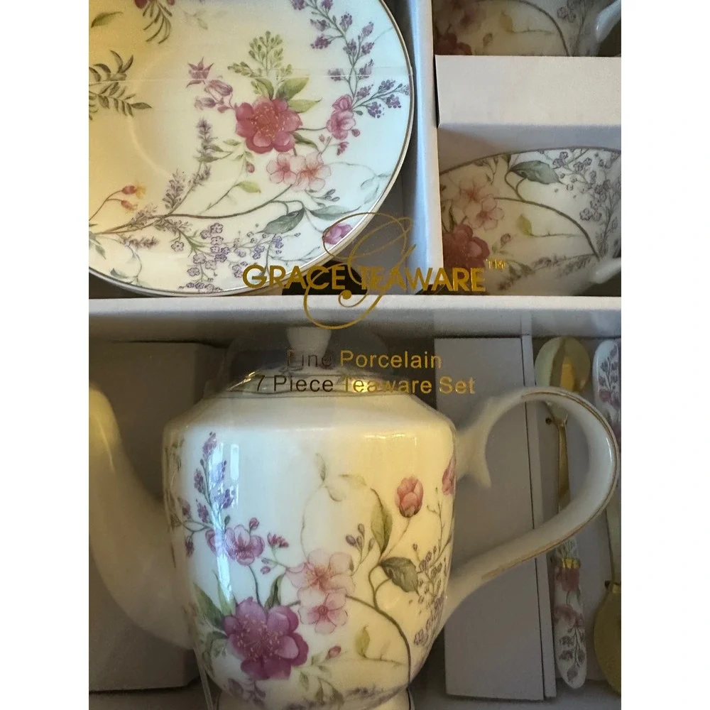 Grace Teaware Fine Porcelain 7 Piece Tea Set‎ Floral Design NIP